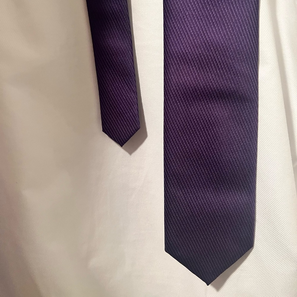 Platinum Tie